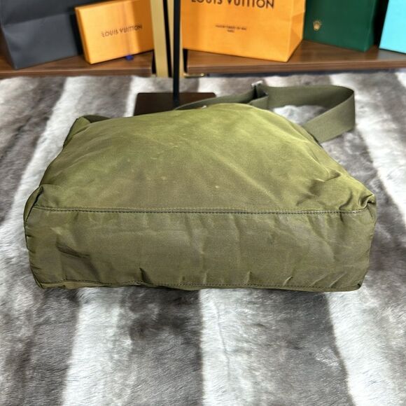 Prada Messenger bag - Picture 4 of 6